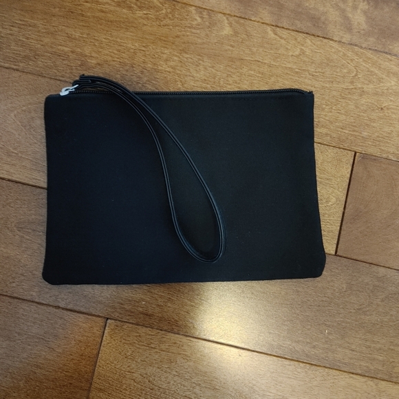 Victoria Secret tote gym bag and wristlet make-up bag - Picture 6 of 8